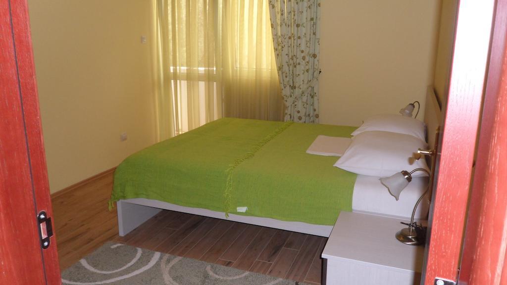 Apartments Marovic Luštica Exterior photo